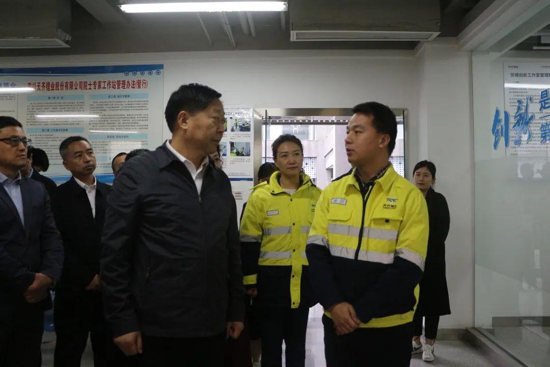 ����18(�й���)�ٷ���վ