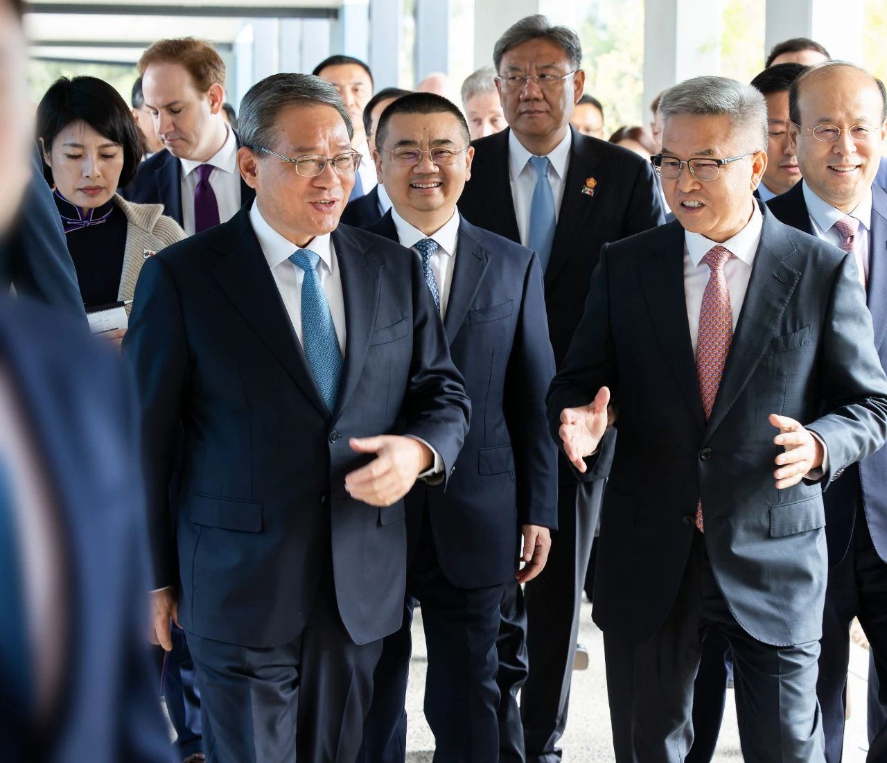 ����18(�й���)�ٷ���վ