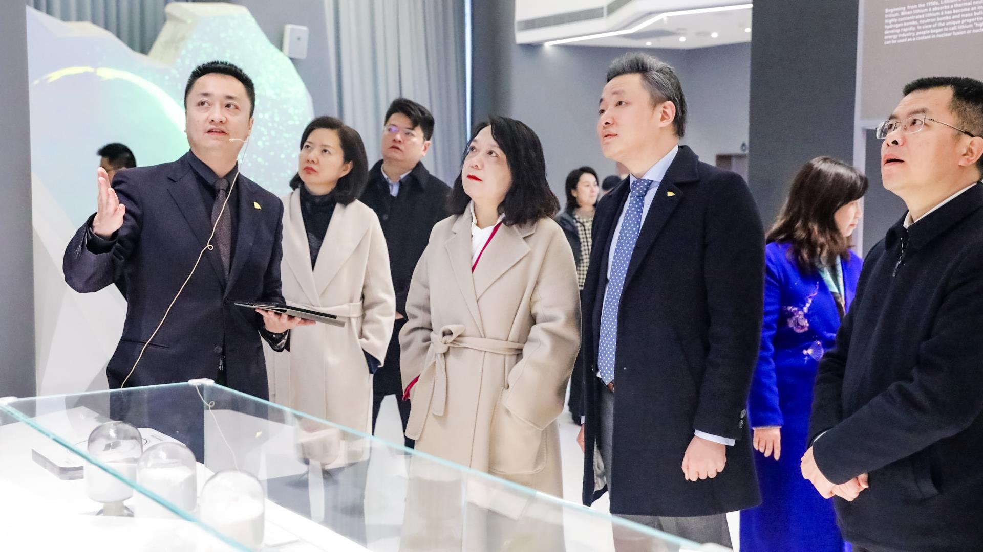 ����18(�й���)�ٷ���վ