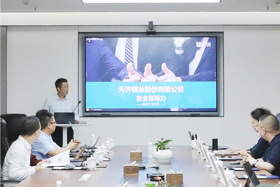 ����18(�й���)�ٷ���վ