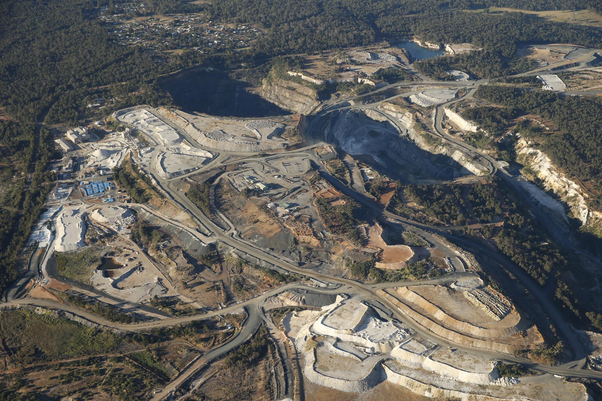 ����18(�й���)�ٷ���վ