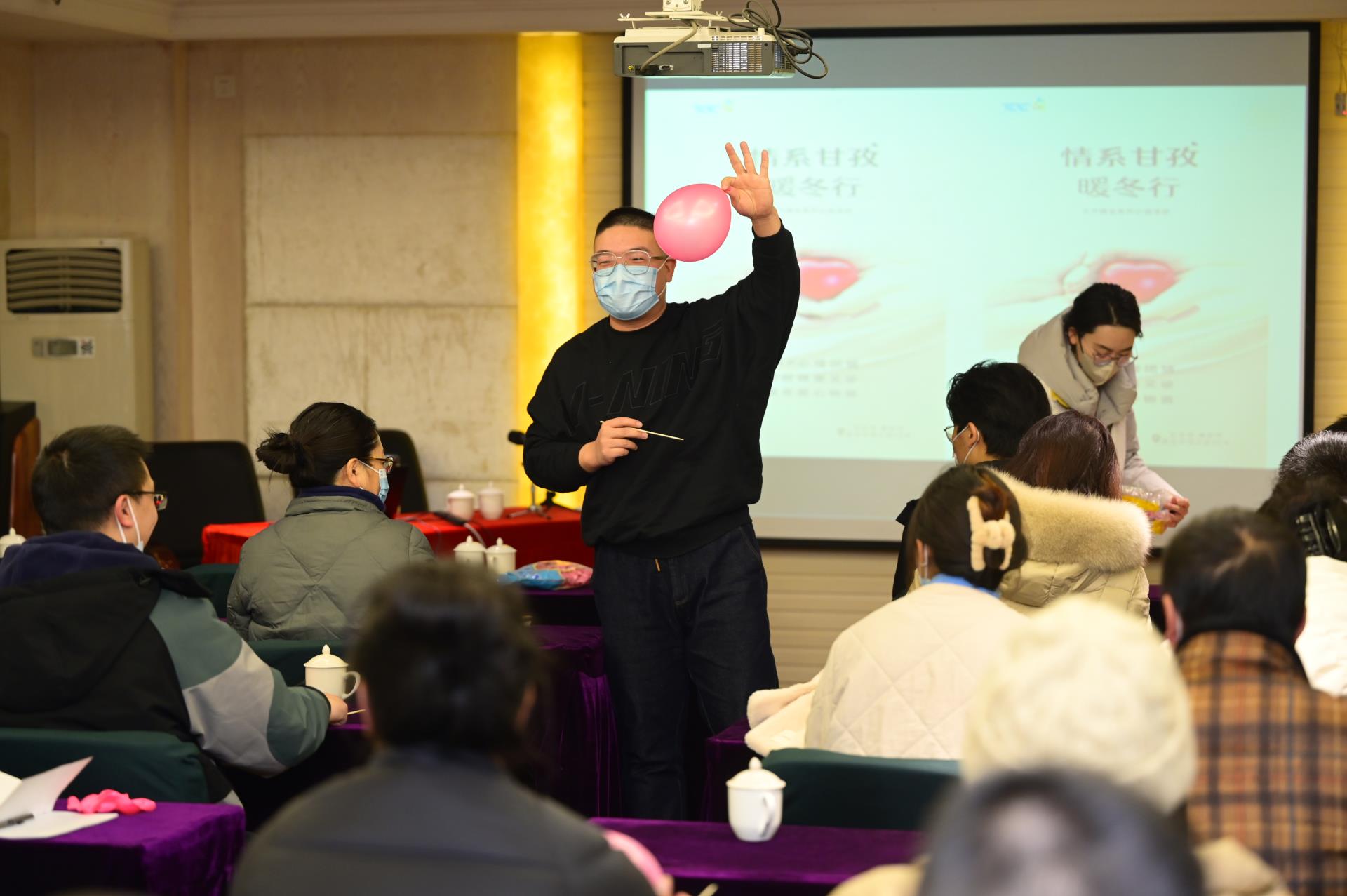 ����18(�й���)�ٷ���վ