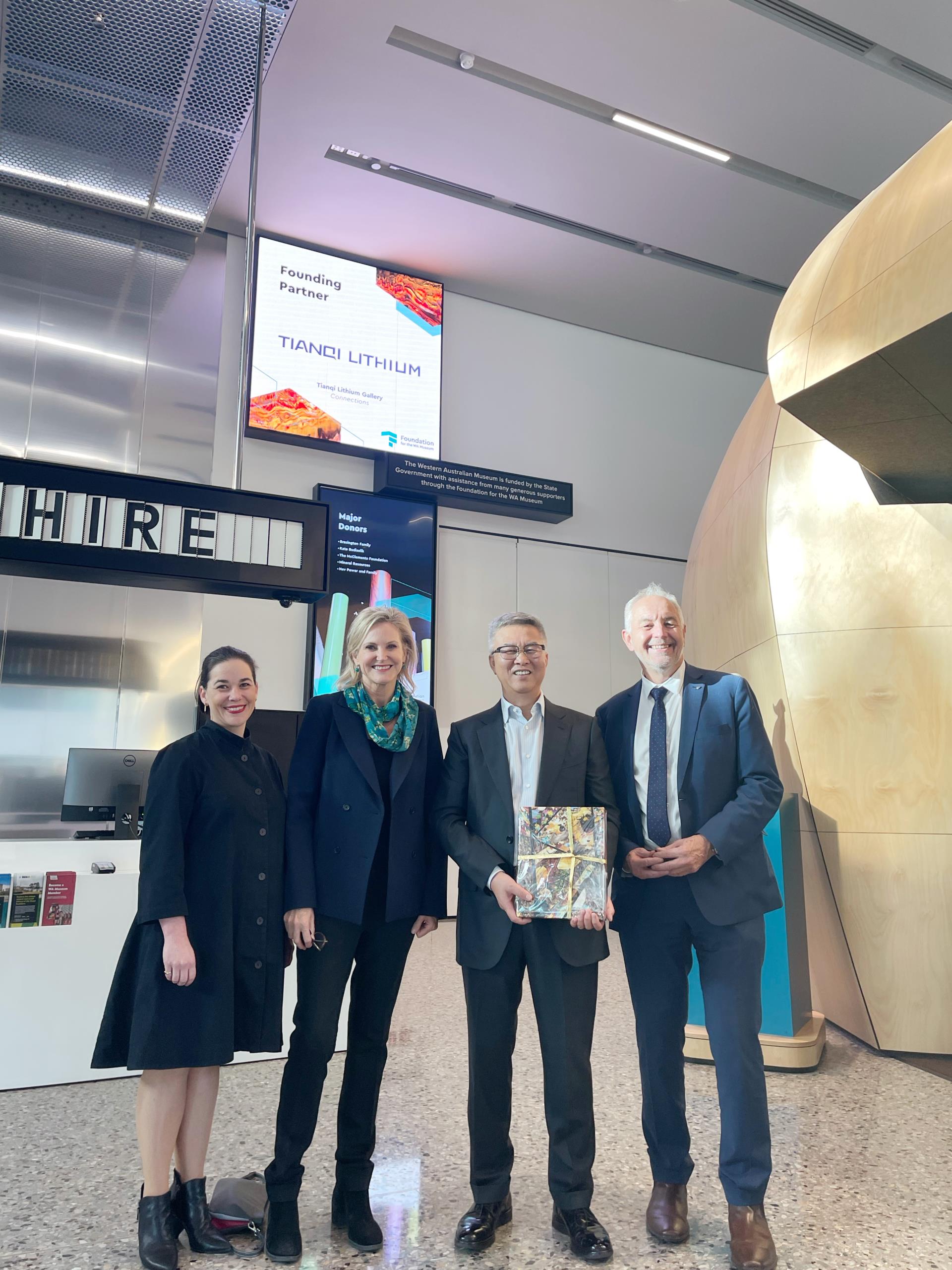 ����18(�й���)�ٷ���վ