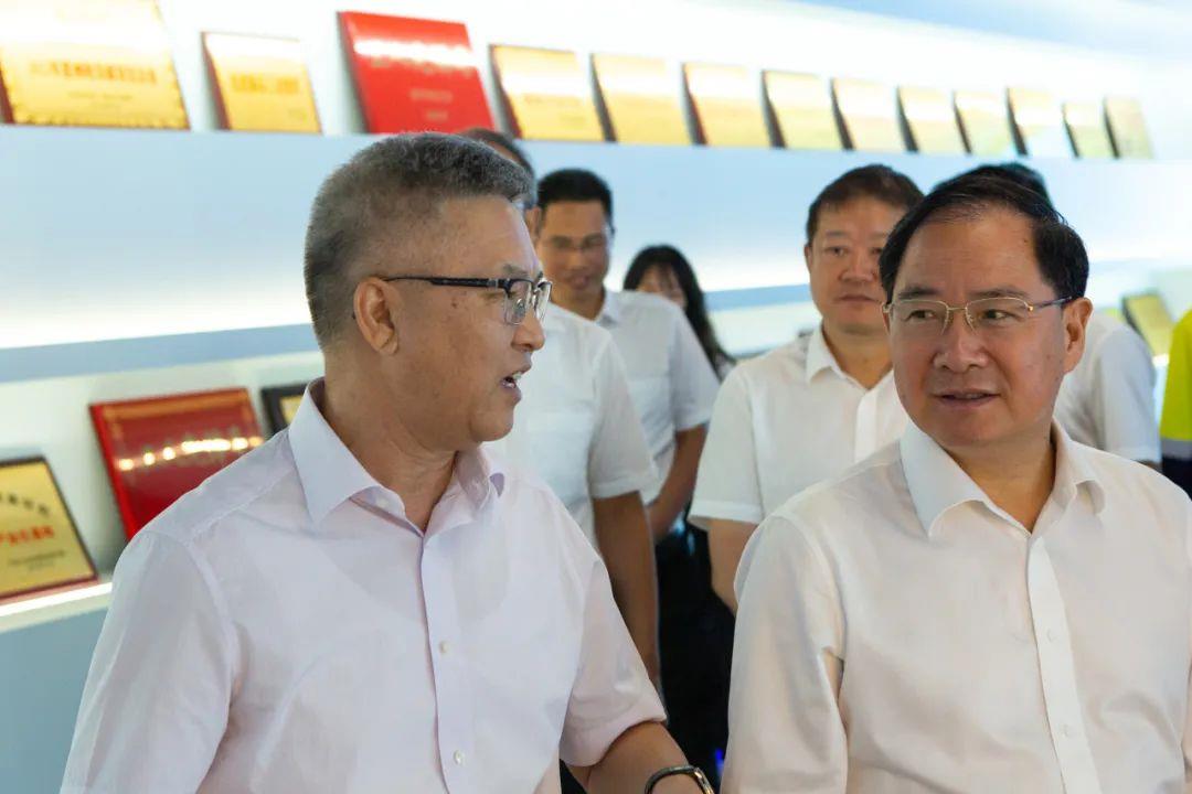 ����18(�й���)�ٷ���վ