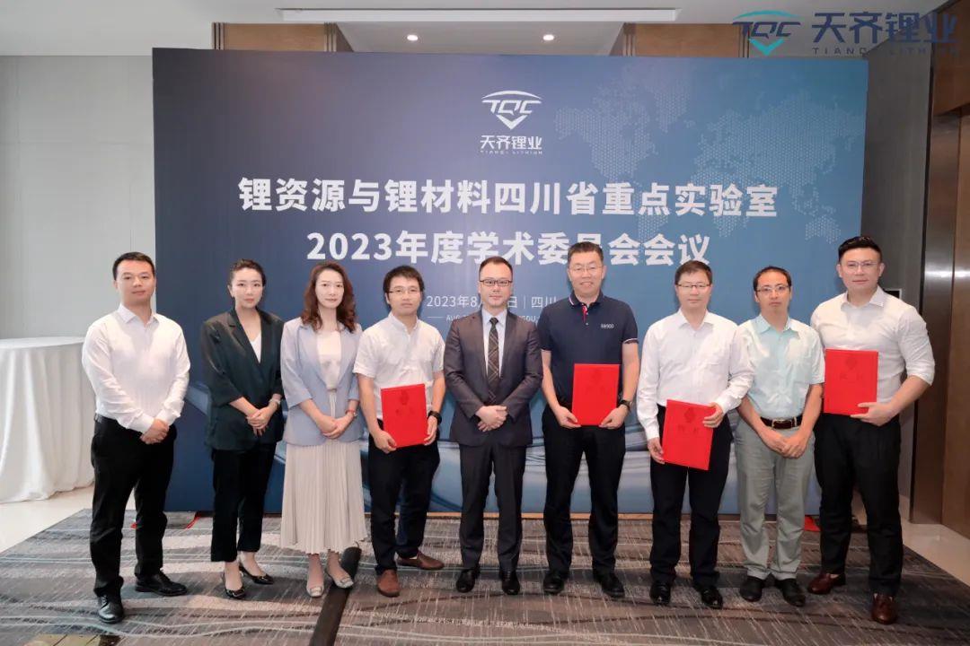 ����18(�й���)�ٷ���վ