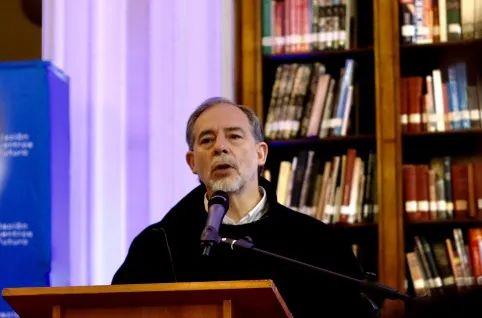 ����18(�й���)�ٷ���վ