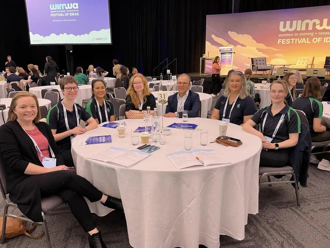 ����18(�й���)�ٷ���վ