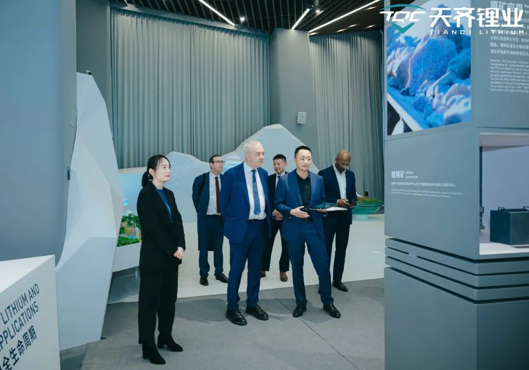 ����18(�й���)�ٷ���վ