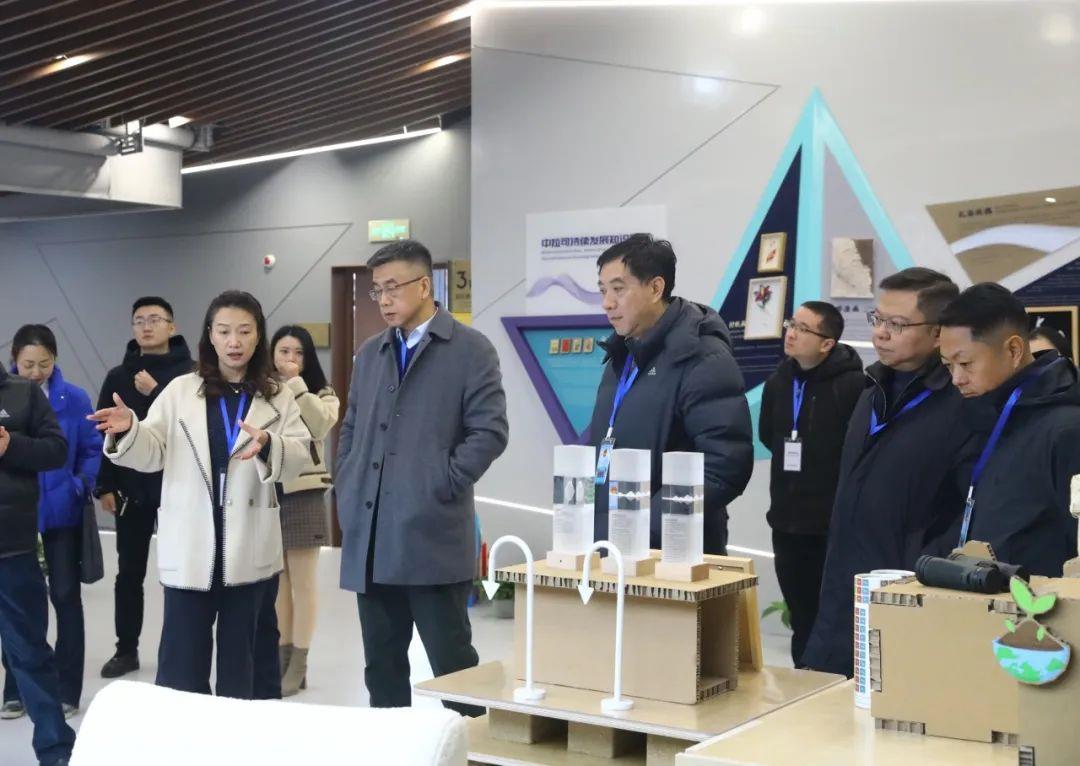 ����18(�й���)�ٷ���վ