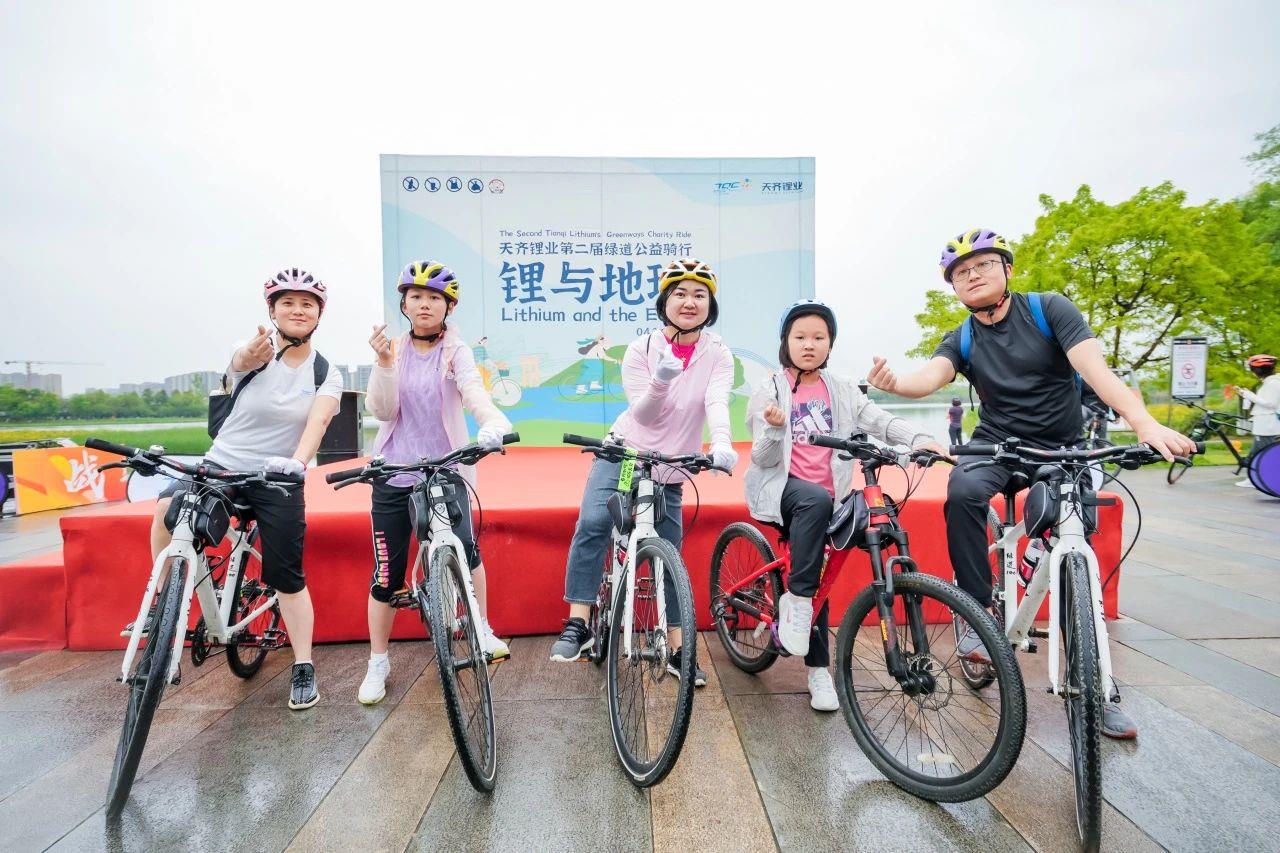 ����18(�й���)�ٷ���վ