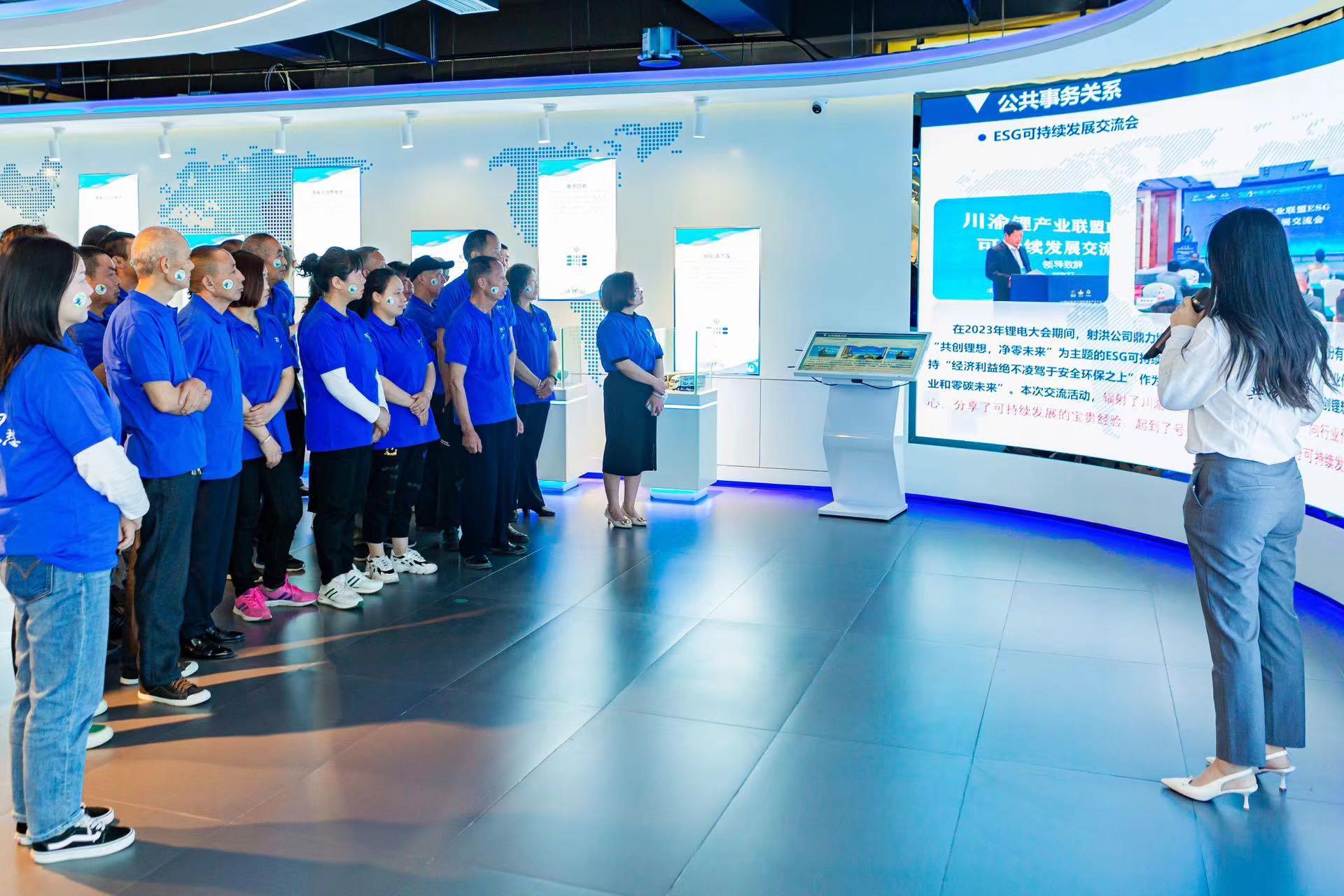 ����18(�й���)�ٷ���վ