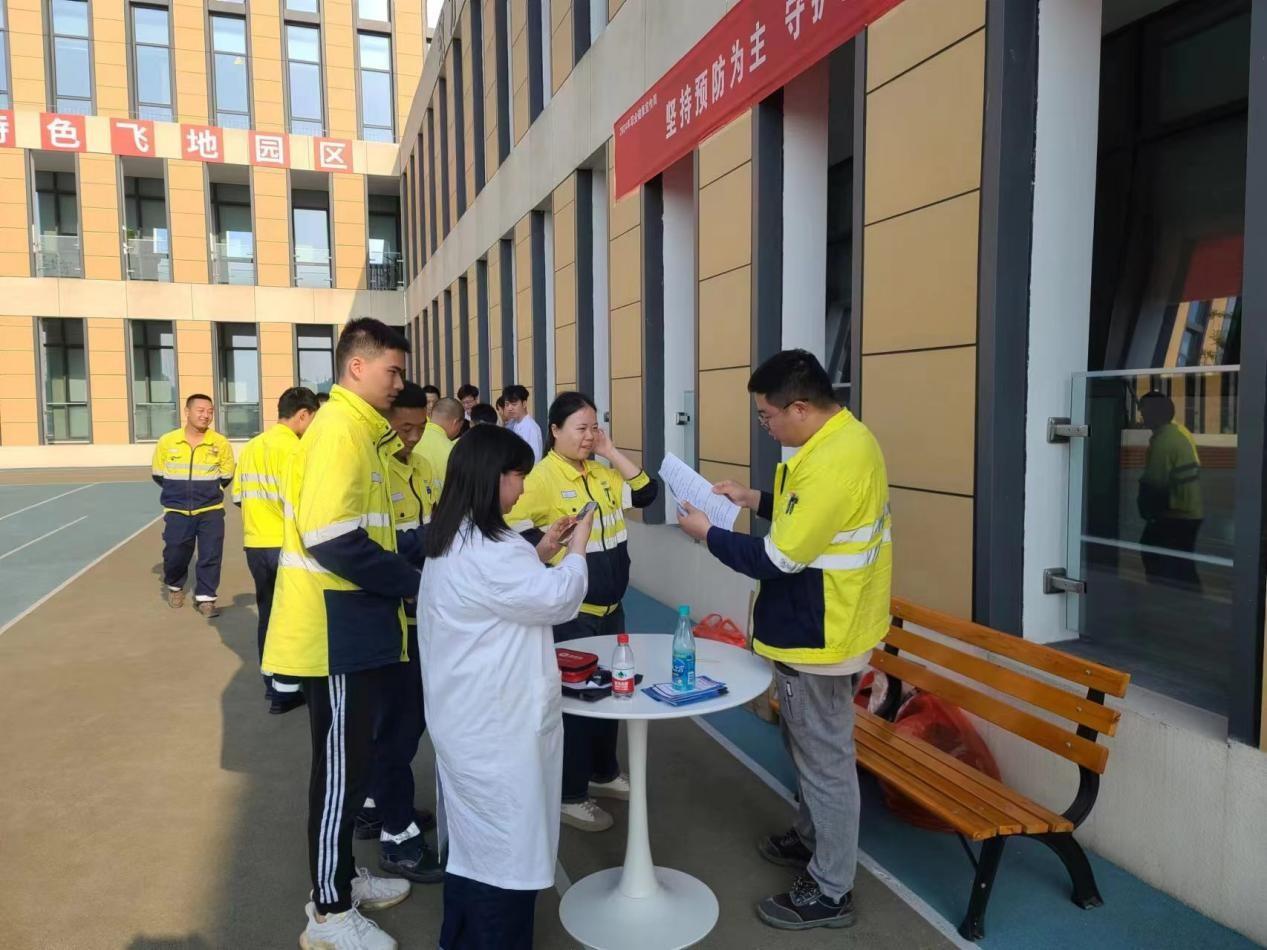 ����18(�й���)�ٷ���վ