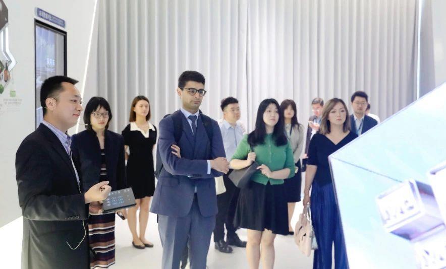 ����18(�й���)�ٷ���վ