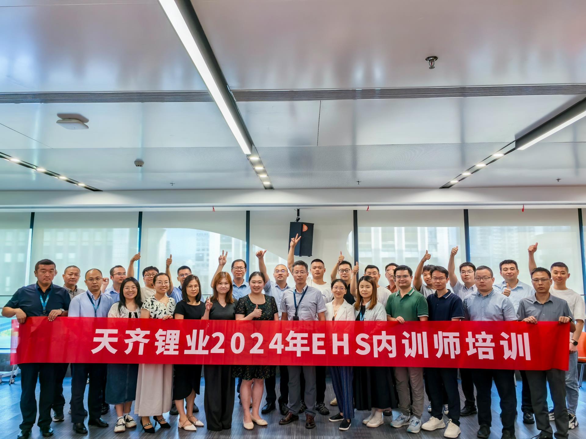 ����18(�й���)�ٷ���վ