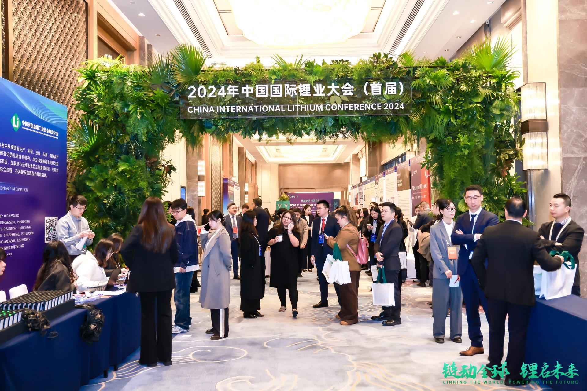 ����18(�й���)�ٷ���վ