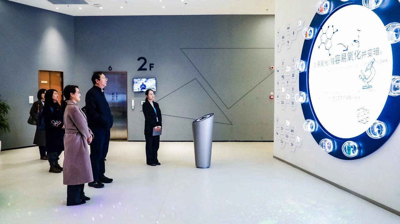 ����18(�й���)�ٷ���վ