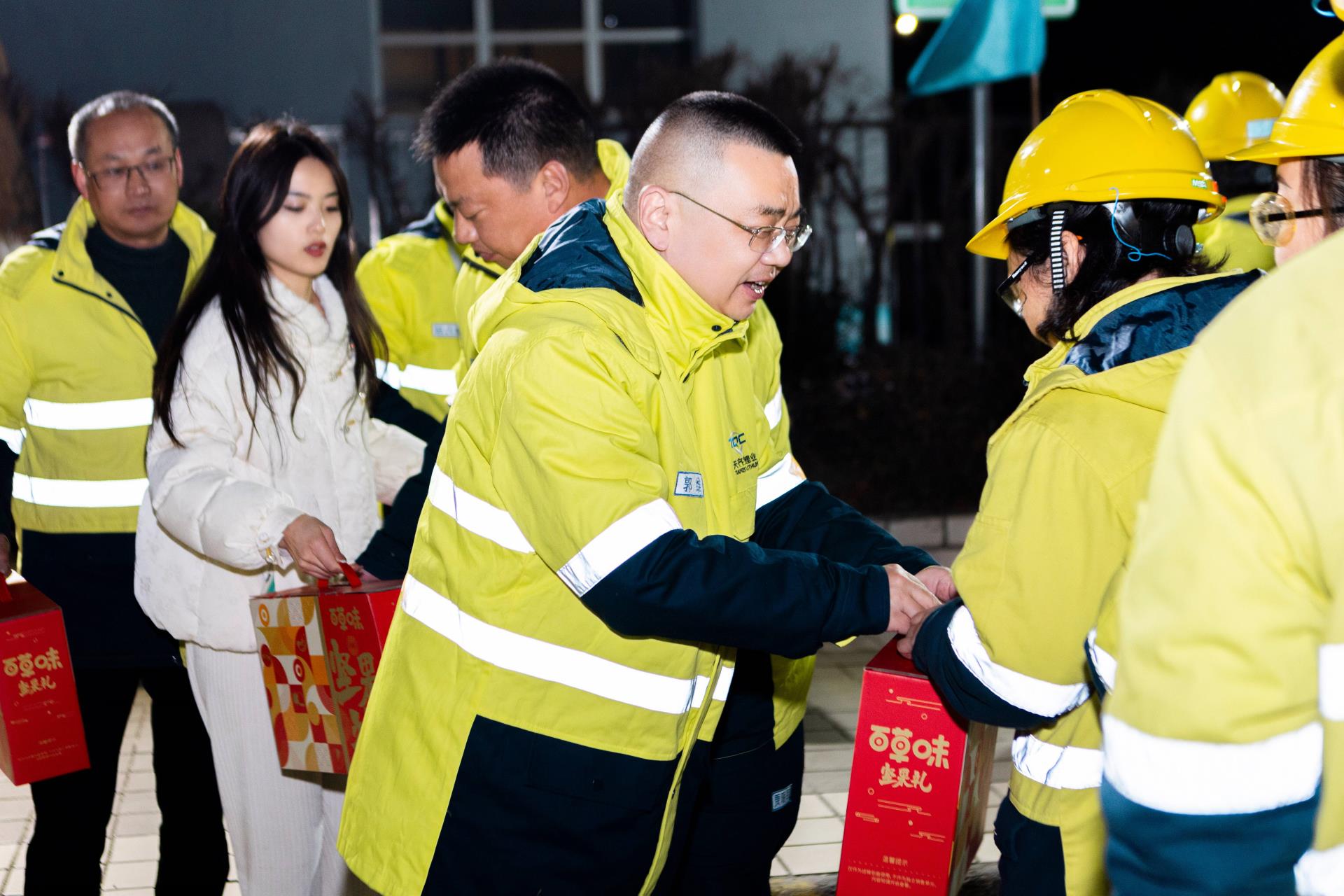 ����18(�й���)�ٷ���վ