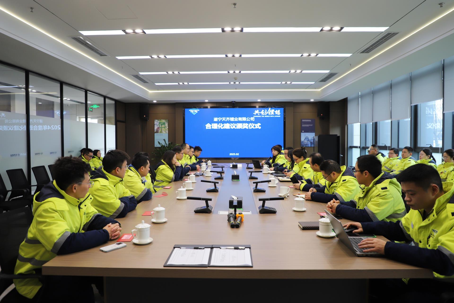 ����18(�й���)�ٷ���վ