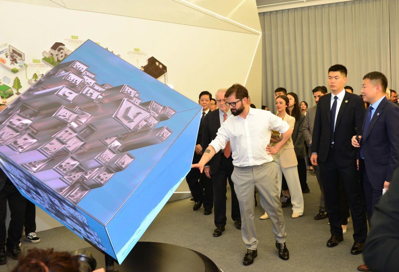 ����18(�й���)�ٷ���վ