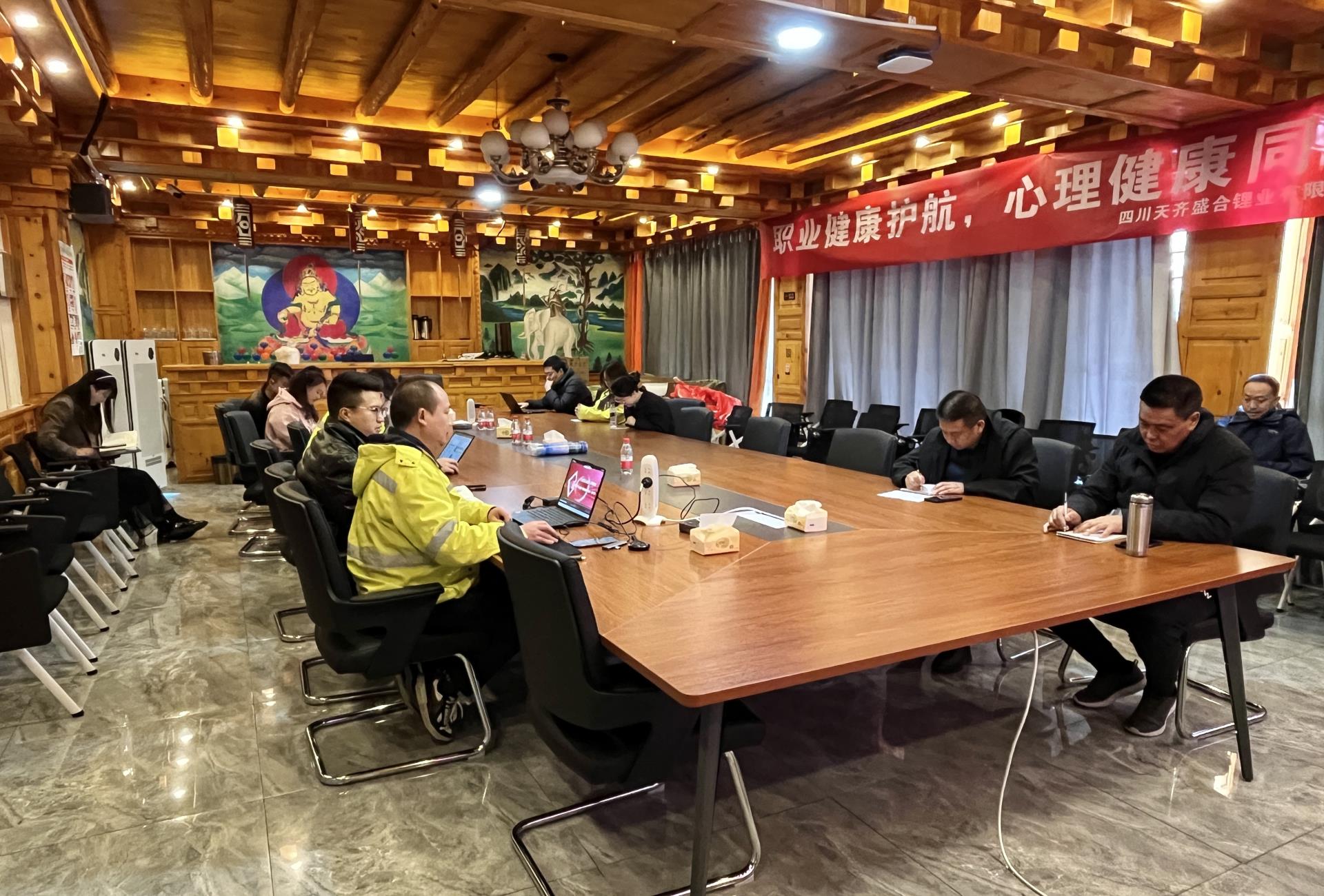 ����18(�й���)�ٷ���վ