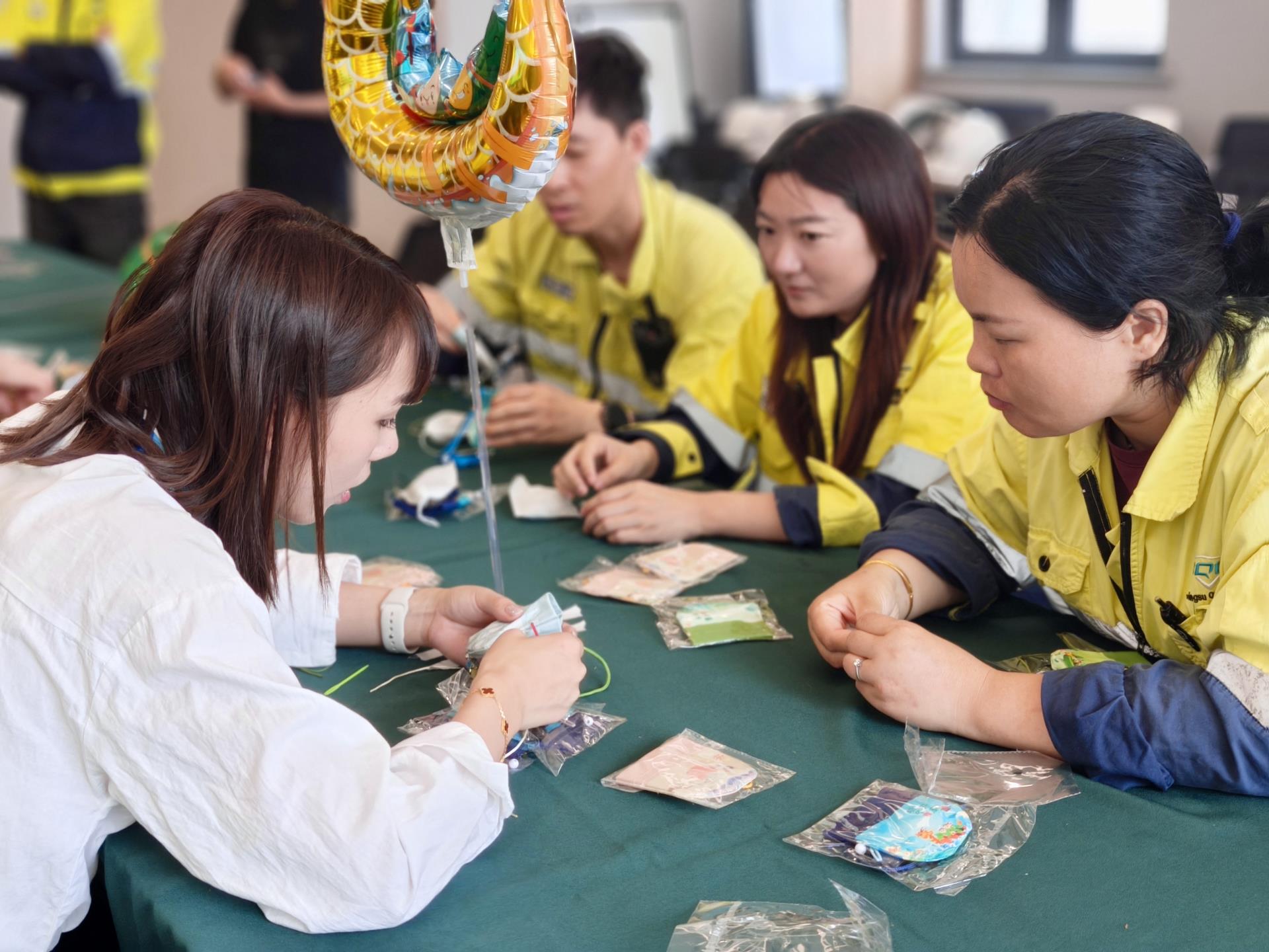 ����18(�й���)�ٷ���վ