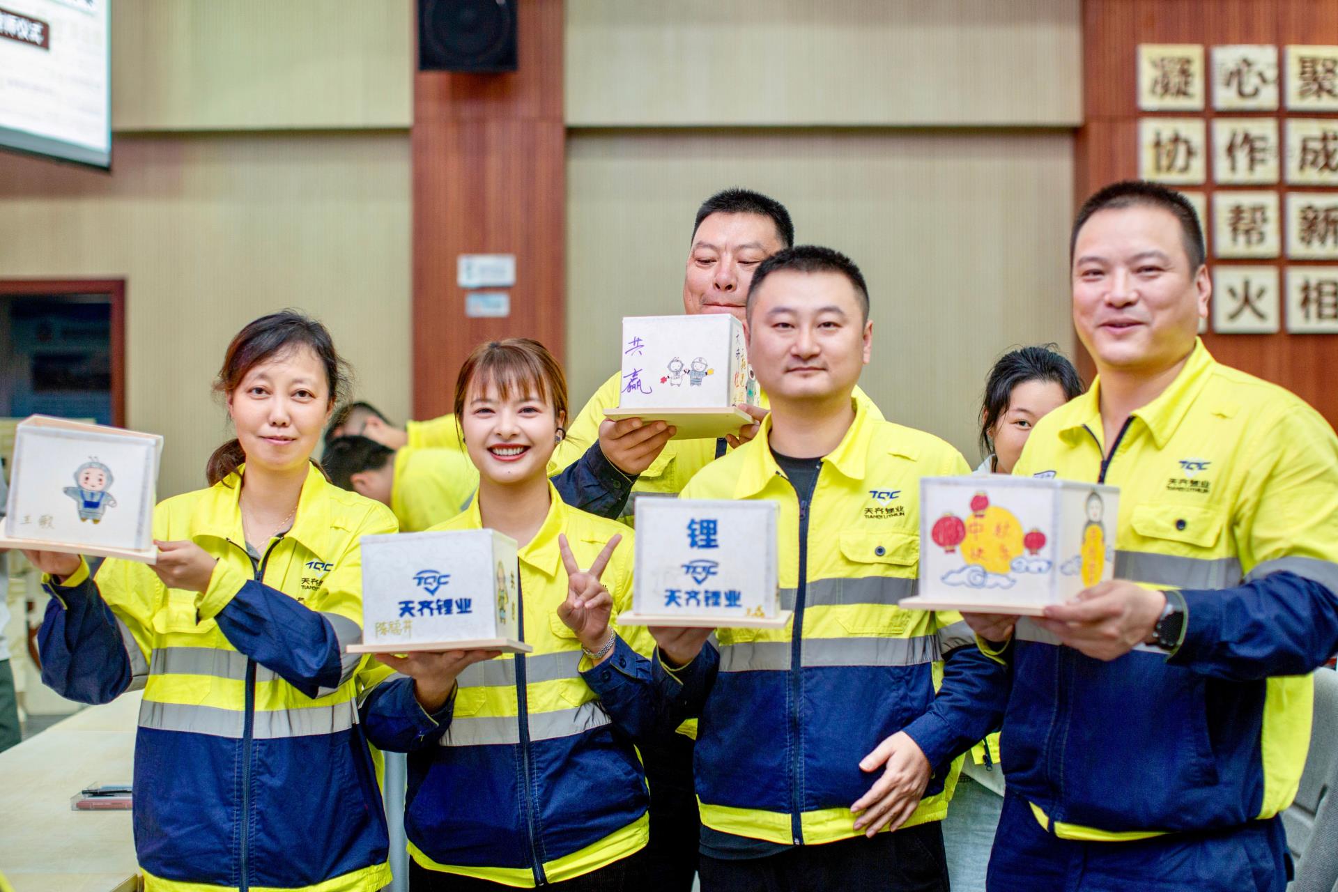 ����18(�й���)�ٷ���վ