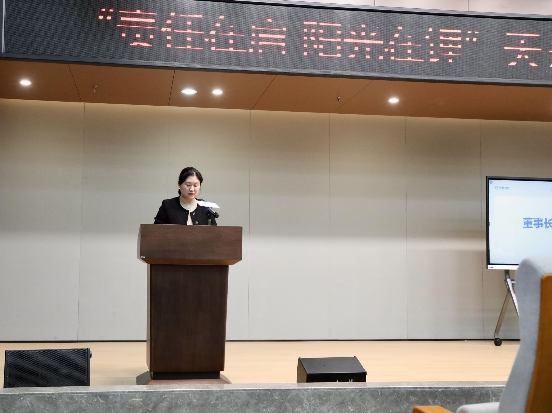 ����18(�й���)�ٷ���վ