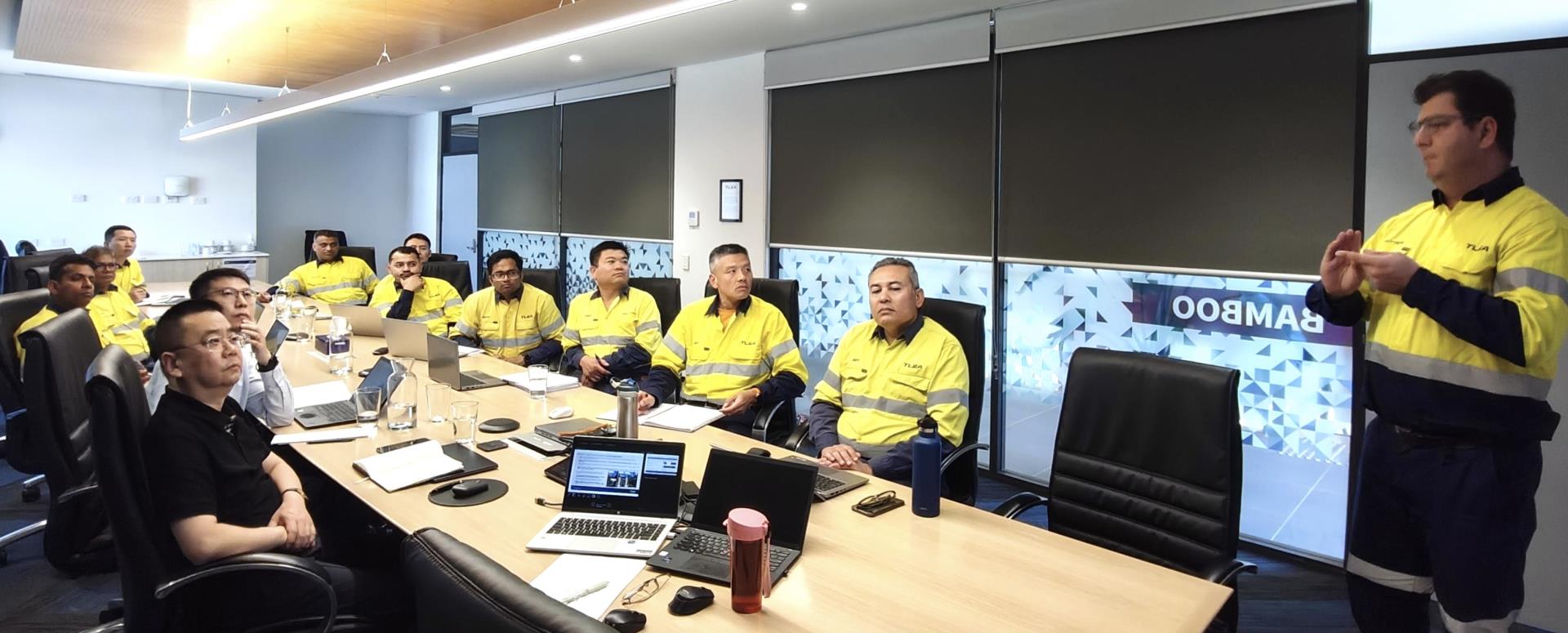 ����18(�й���)�ٷ���վ