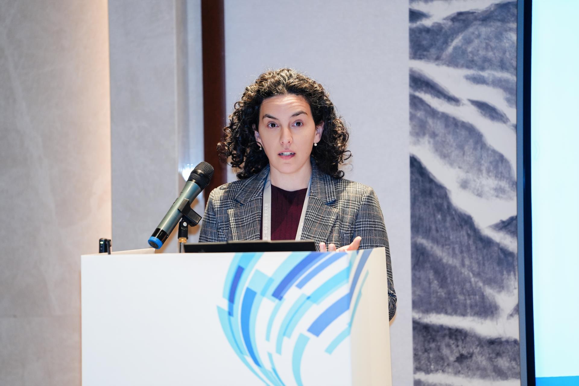 ����18(�й���)�ٷ���վ