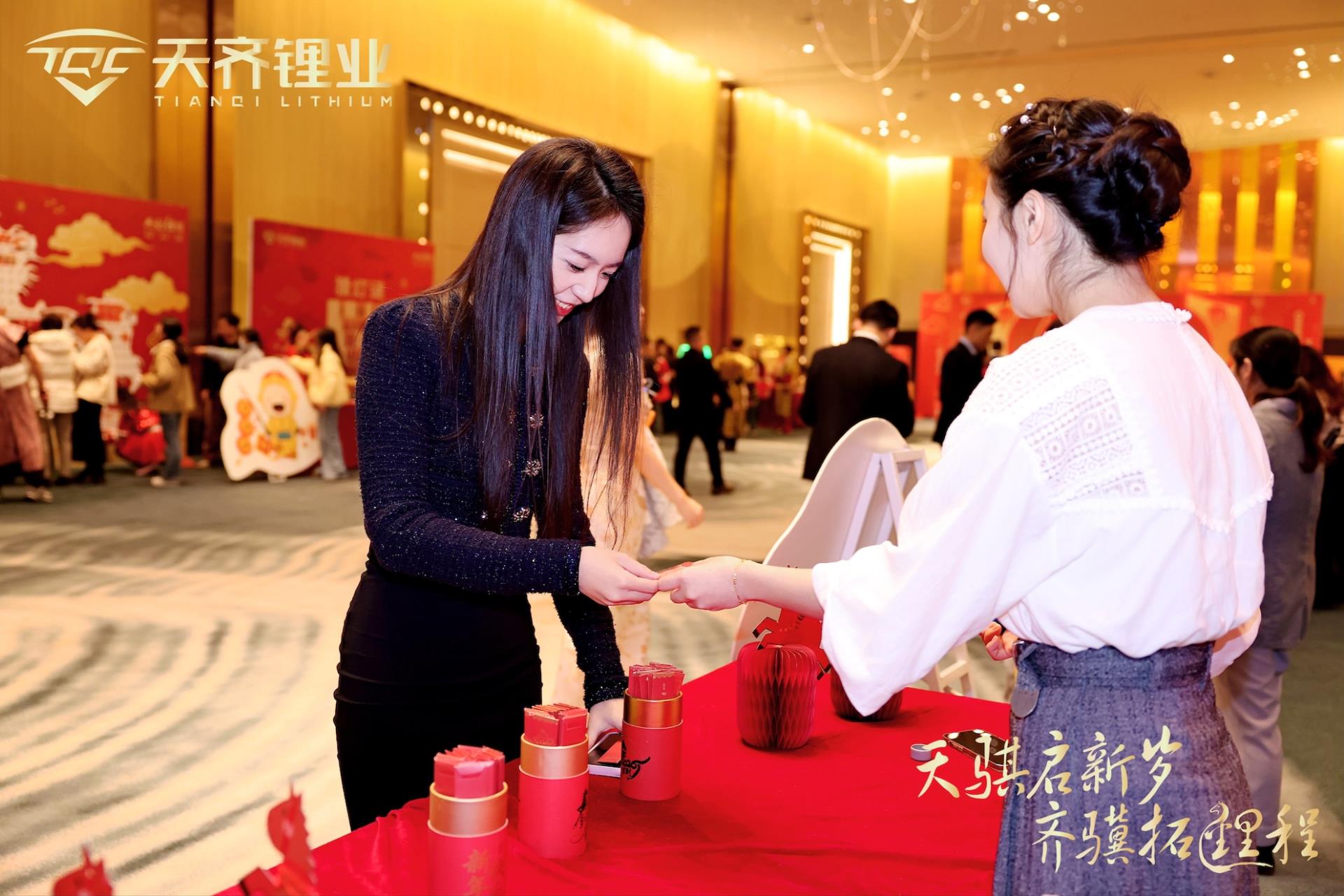 ����18(�й���)�ٷ���վ